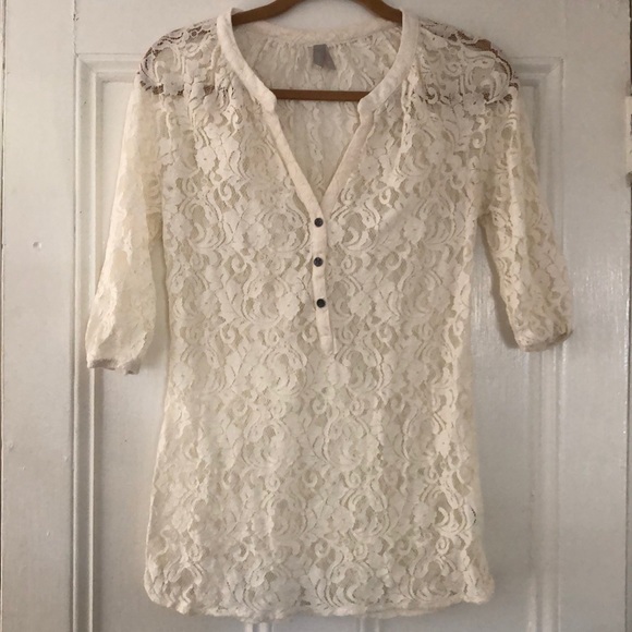 Vanity Tops - Lacy Button Front Tunic